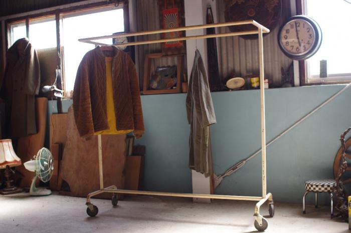 縫製工場の鉄製ダブルハンガーラックキャスター付き▼レトロヴィンテージ陳列店舗什器古着屋2列ディスプレイラック